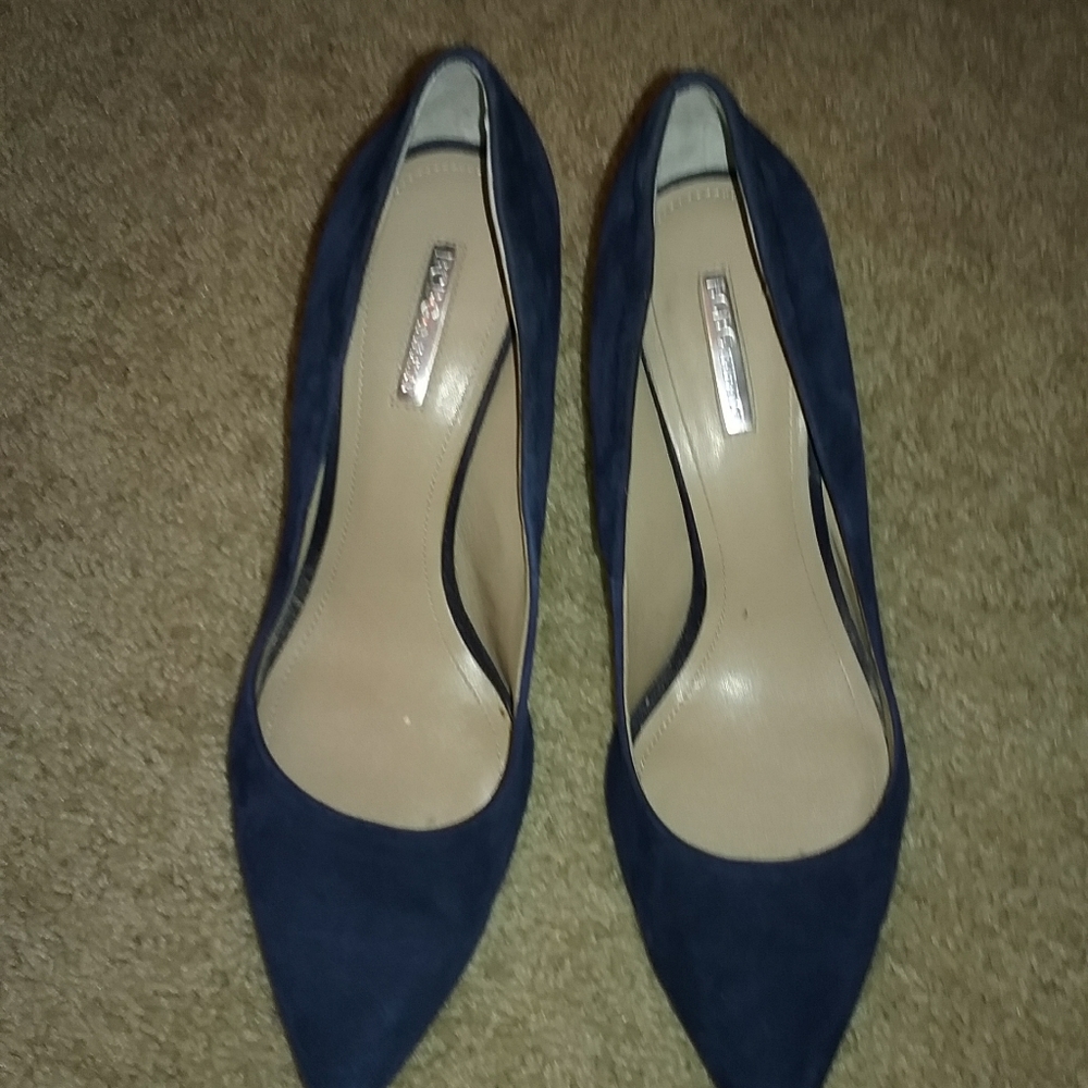 Shoes - Picture 3 of 3
